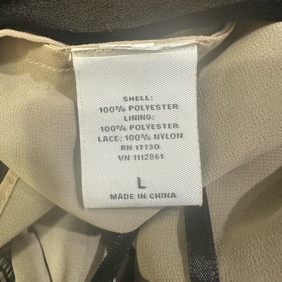 Robert Rodriguez for Target Black Sleeveless Top with Cream Ruffled Trim Sz L - Picture 5 of 5